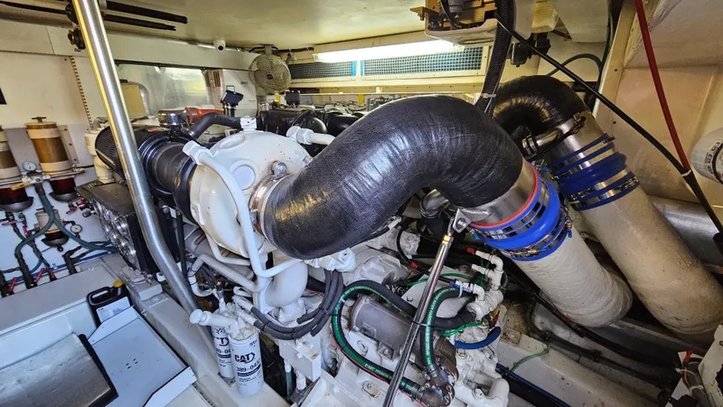 Slide: The Image of Ocean Yachts 70 Super Sport 2000 - 103