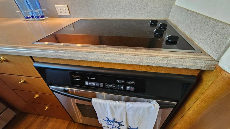 Slide: The Image of Ocean Yachts 70 Super Sport 2000 - 61