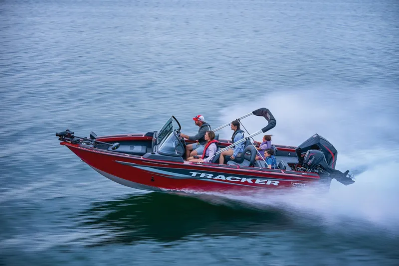 Slide: The Image of Tracker Targa V-19 Combo 2025 - 79