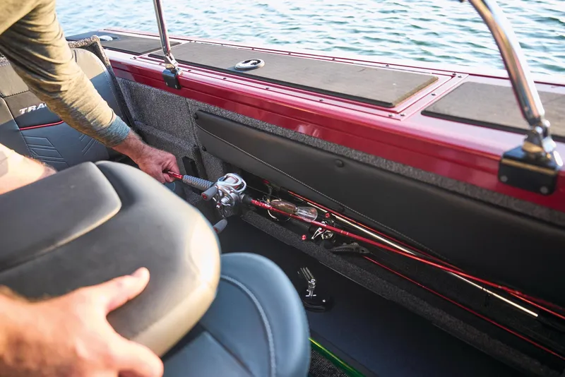 Slide: The Image of Tracker Targa V-19 Combo 2025 - 94