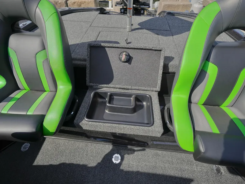 Slide: The Image of Two-tone seats and storage compartment in 2025 Nitro Z18 boat. - 12