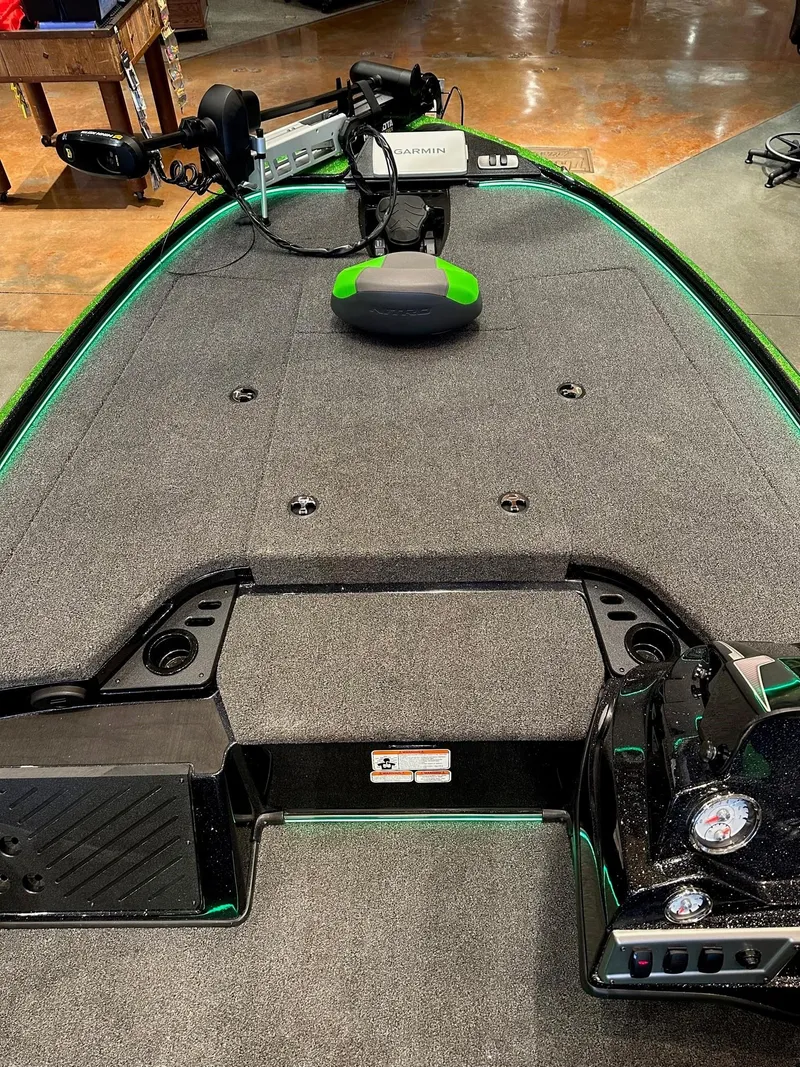 Slide: The Image of 2025 Nitro Z18 Pro boat deck with advanced controls and sleek design. - 4