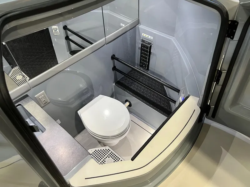 Slide: The Image of Brabus Shadow 500 Cabin 2022 - 52