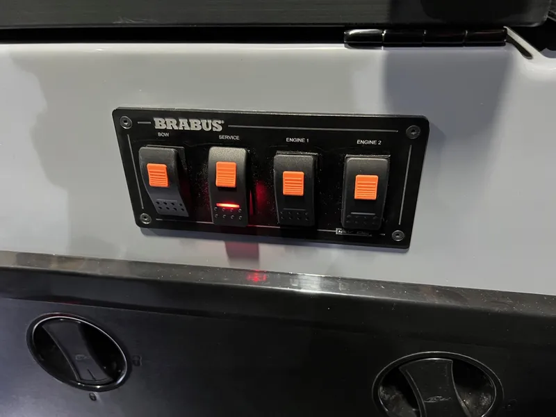 Slide: The Image of Brabus Shadow 500 Cabin 2022 - 54