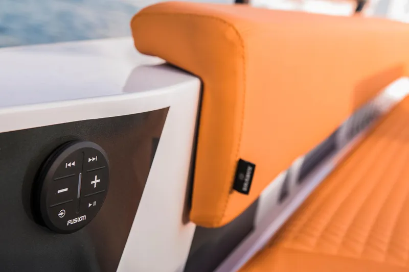 Slide: The Image of Brabus Shadow 500 Cabin 2022 - 61