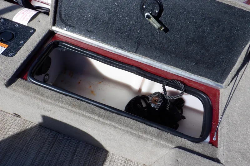 Slide: The Image of Alumacraft Competitor 165 Sport 2020 - 54