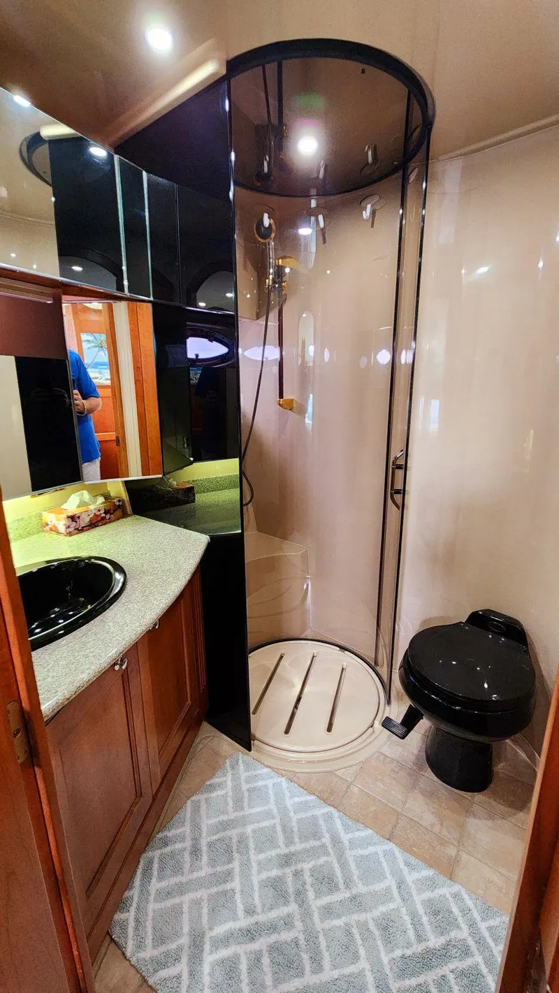 Slide: The Image of Cruisers Yachts 5000 2002 - 55