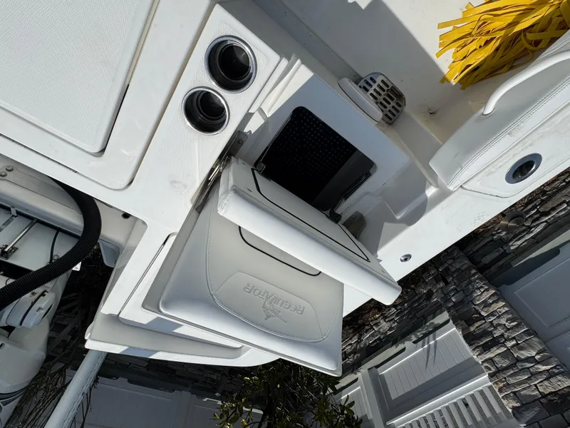 Slide: The Image of Regulator Marine 26XO 2020 - 72