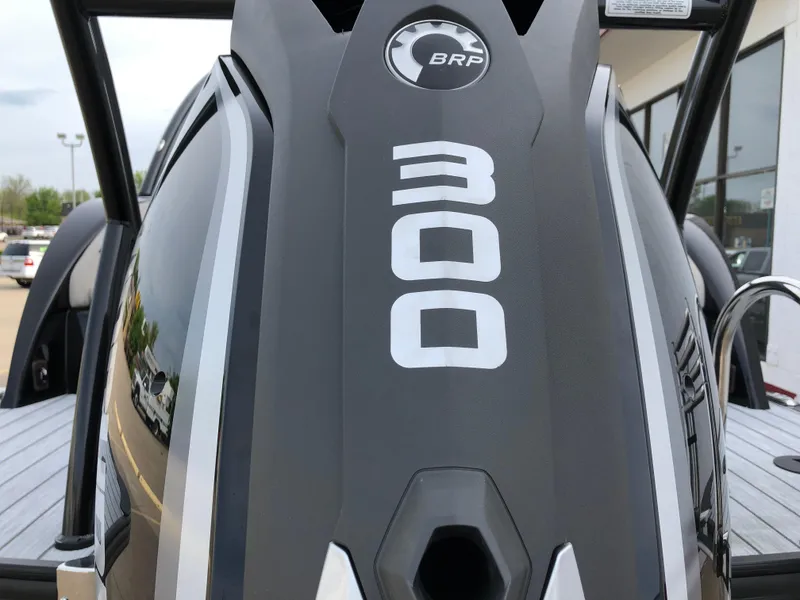Slide: The Image of 2018 South Bay 25 Sport CR9 with BRP 300 engine, close-up view. - 45
