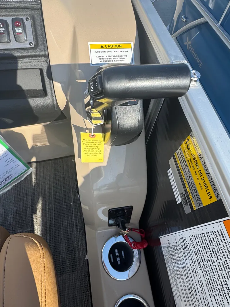 Slide: The Image of Monaco 235SFL 2025 - 25