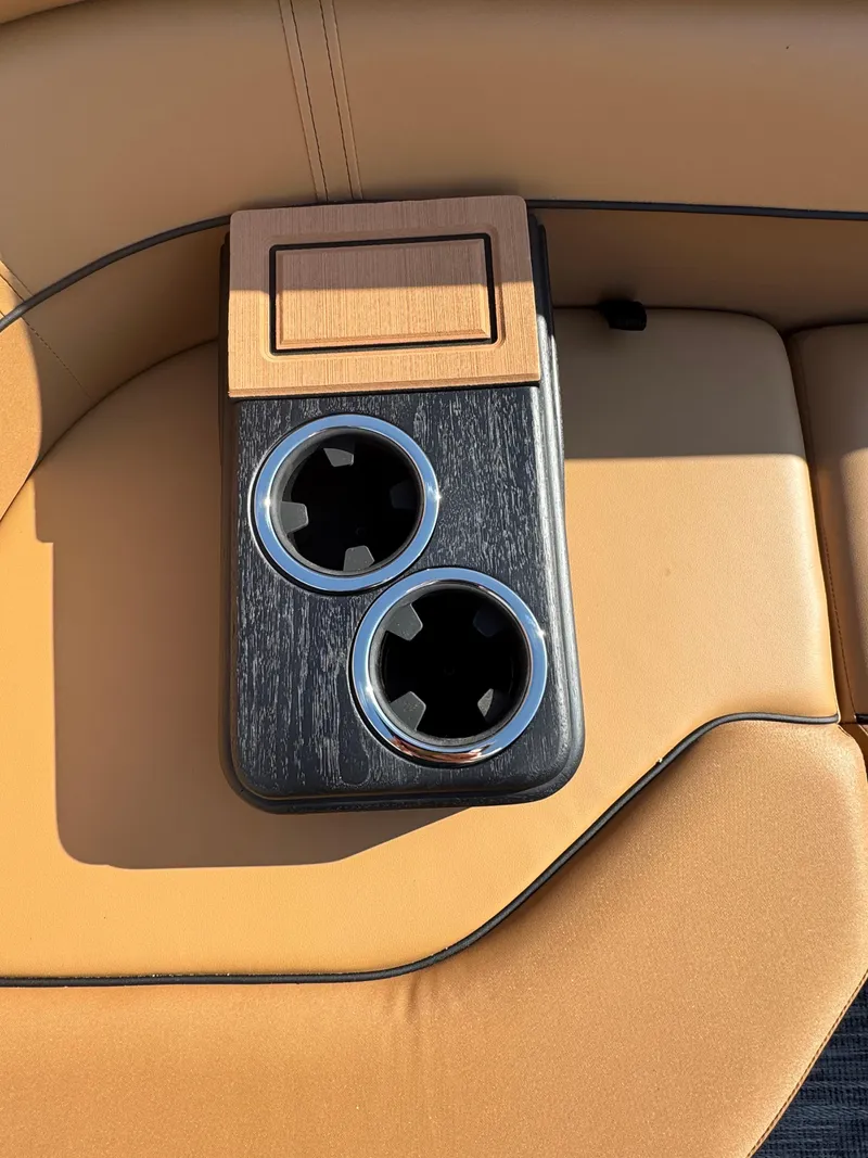 Slide: The Image of Monaco 235SFL 2025 - 28