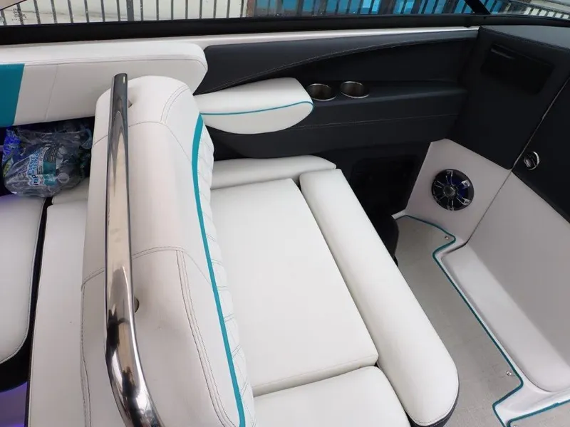 Slide: The Image of Regal 29 OBX 2023 - 18