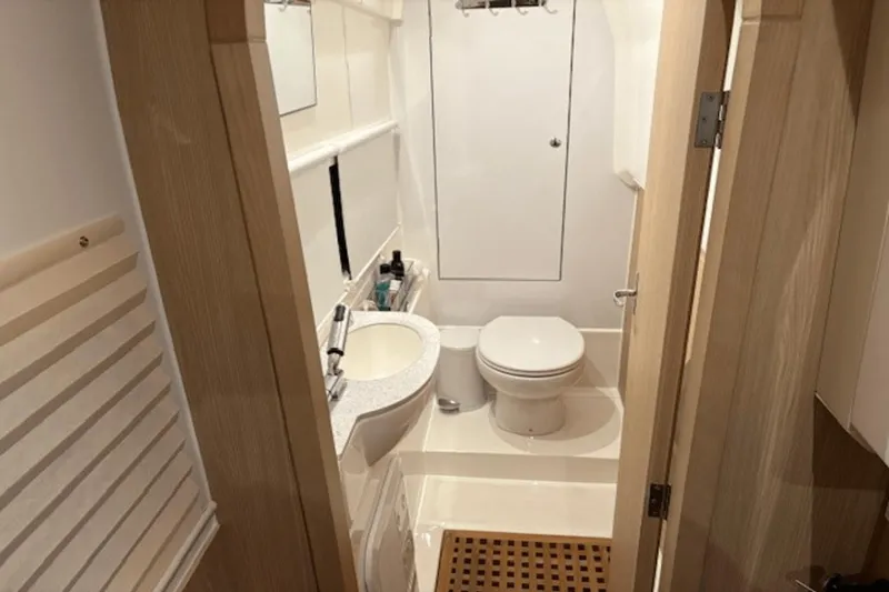 Slide: The Image of Aquila 36 AQUILA 2022 - 61