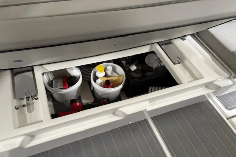 Slide: The Image of Aquila 36 AQUILA 2022 - 71