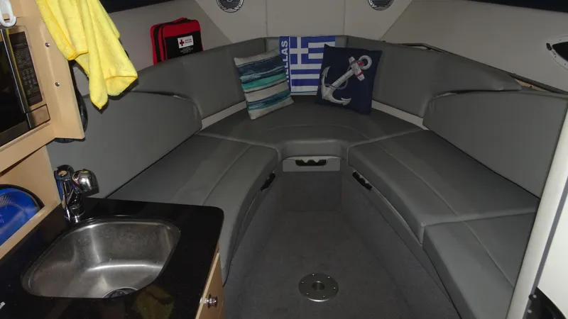 Slide: The Image of Bayliner 255 2011 - 23