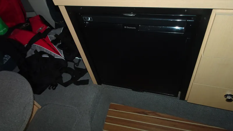 Slide: The Image of Bayliner 255 2011 - 30