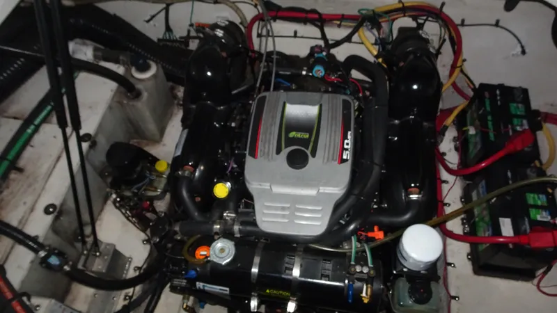 Slide: The Image of Bayliner 255 2011 - 34