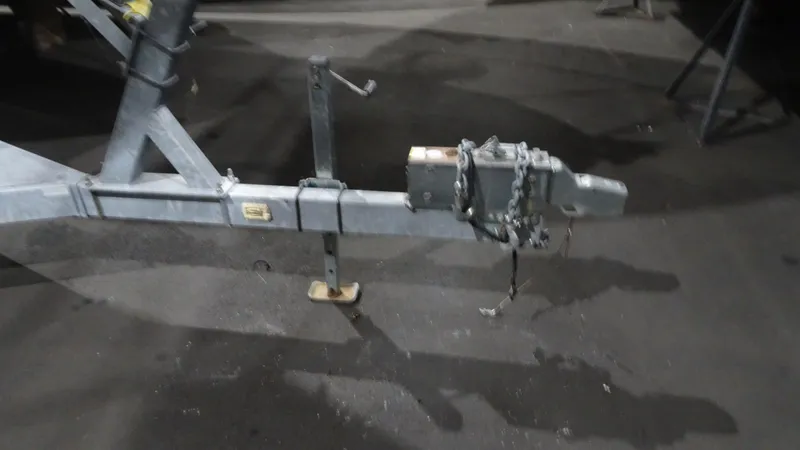 Slide: The Image of Bayliner 255 2011 - 9