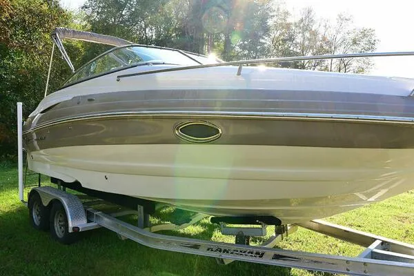 Slide: The Image of Crownline Boats 236 SC 2015 - 79