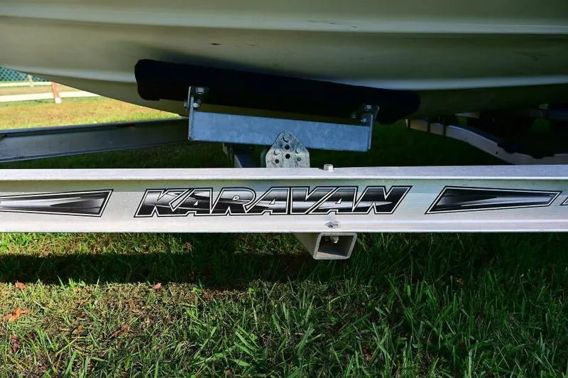 Slide: The Image of Crownline Boats 236 SC 2015 - 54