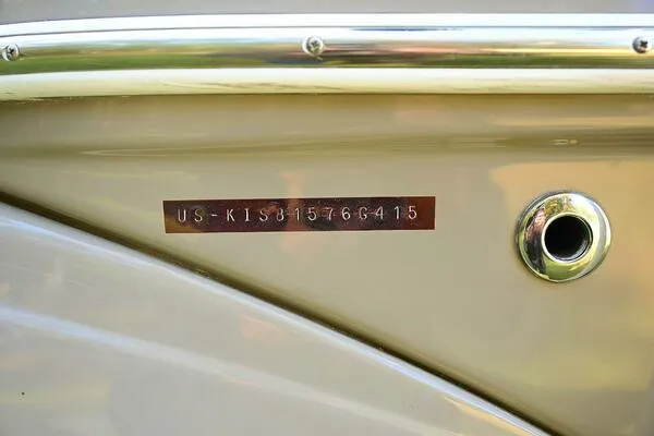 Slide: The Image of Crownline Boats 236 SC 2015 - 61