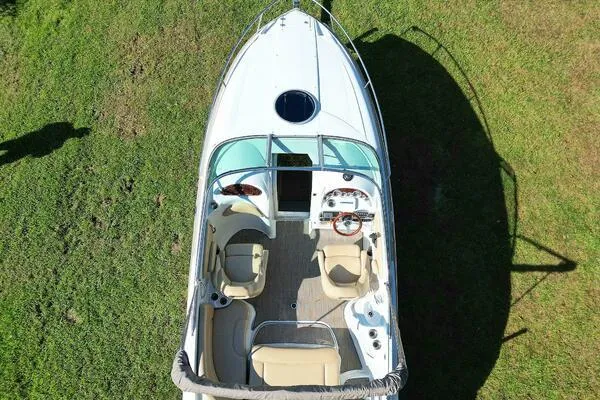 Slide: The Image of Crownline Boats 236 SC 2015 - 93