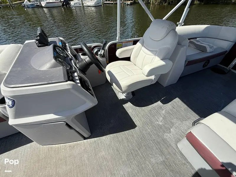 Slide: The Image of 2023 Godfrey Pontoon Sweetwater 2286C for sale in Tarpon Springs, FL - 9