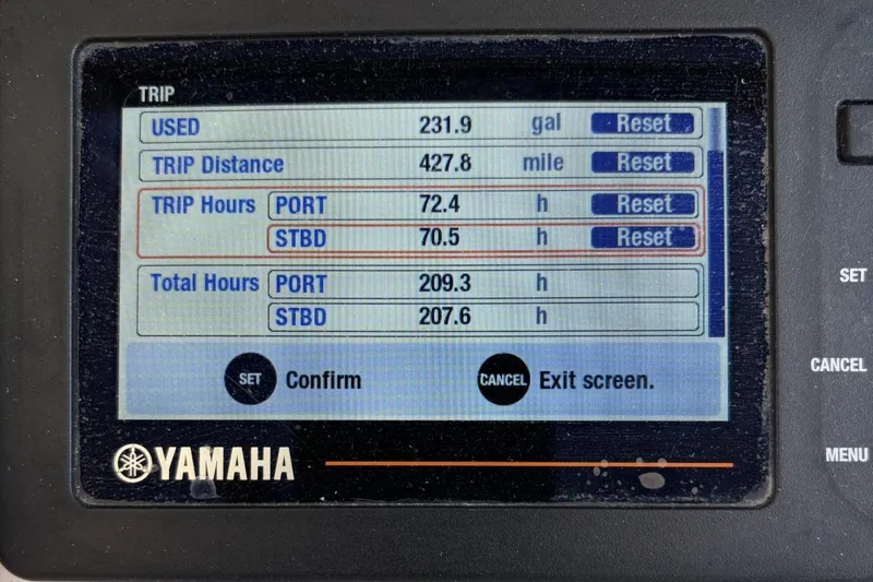 Slide: The Image of Yamaha display showing trip data for 2019 Chris-Craft Calypso 30 boat. - 10