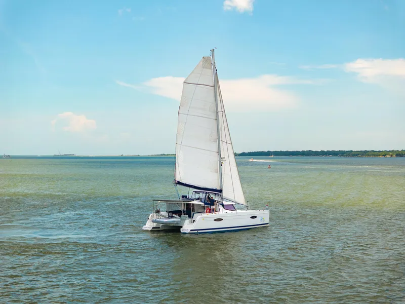 Slide: The Image of Fast Passage Helia 44 2014 - 102