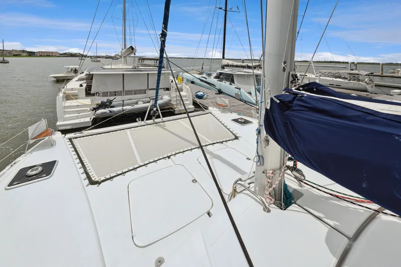 Slide: The Image of Fast Passage Helia 44 2014 - 96