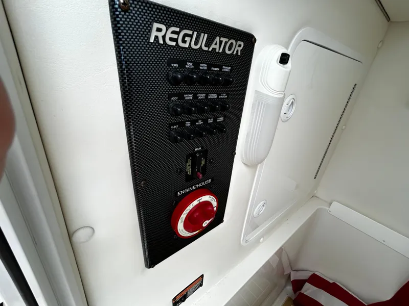 Slide: The Image of Regulator Marine 23 Forward Seating 2018 - 51