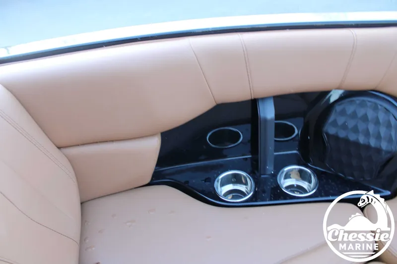 Slide: The Image of Malibu Wakesetter 22 LSV 2024 - 11