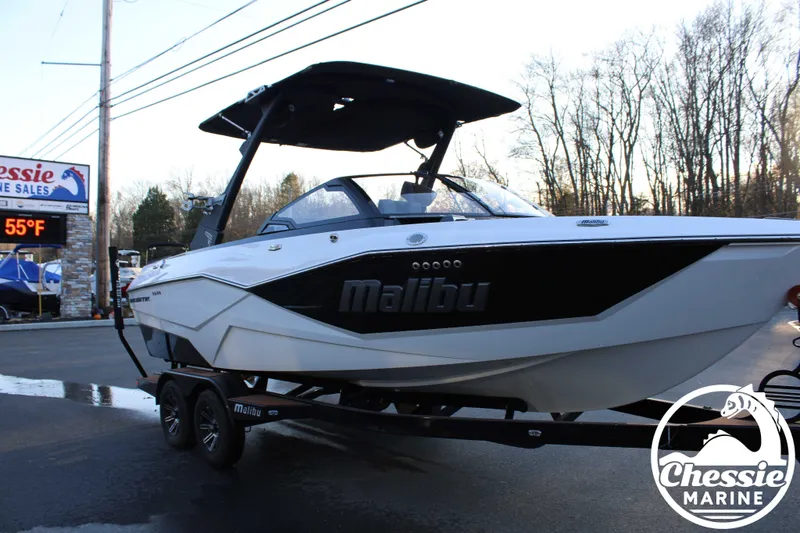 Slide: The Image of Malibu Wakesetter 22 LSV 2024 - 5
