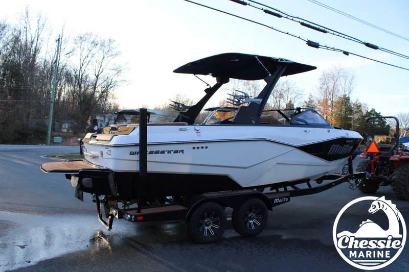 Slide: The Image of Malibu Wakesetter 22 LSV 2024 - 7