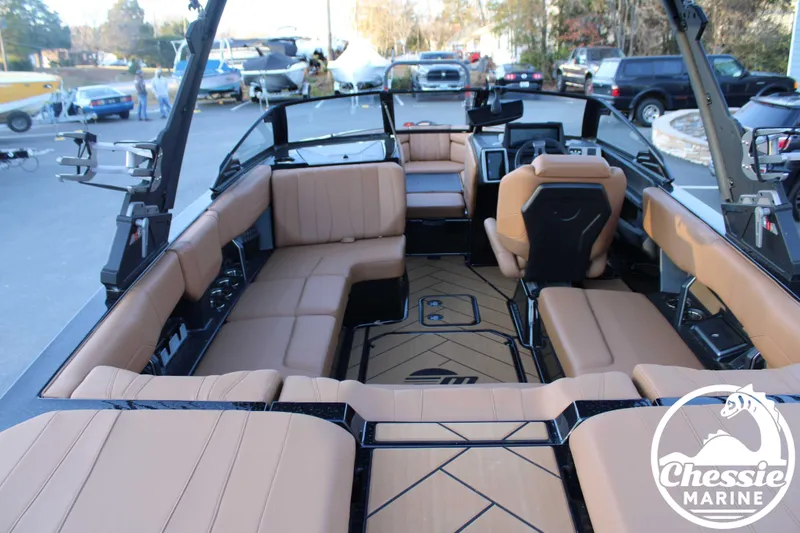 Slide: The Image of Malibu Wakesetter 22 LSV 2024 - 9