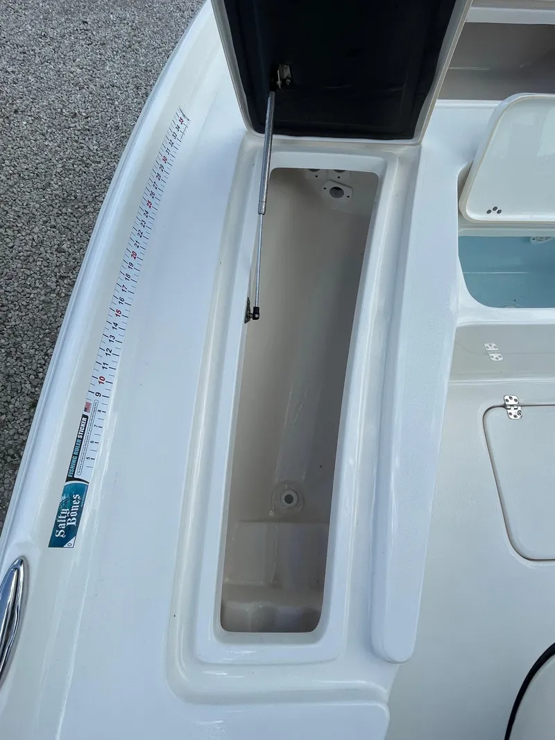 Slide: The Image of Key West 230 Bay Reef 2022 - 10