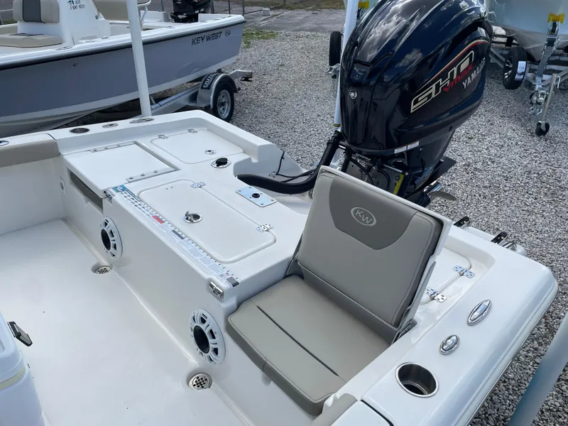 Slide: The Image of Key West 230 Bay Reef 2022 - 17