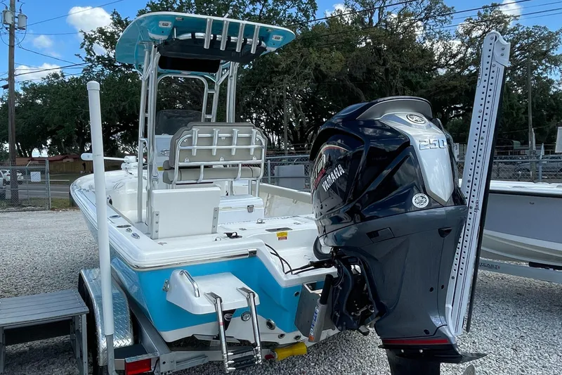 Slide: The Image of Key West 230 Bay Reef 2022 - 3