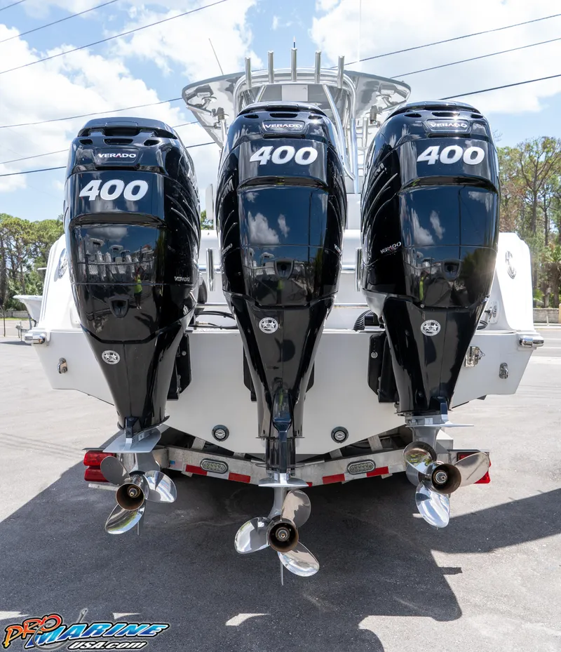 Slide: The Image of 2023 Front Runner 36 Center Console with triple 400 horsepower engines. - 4