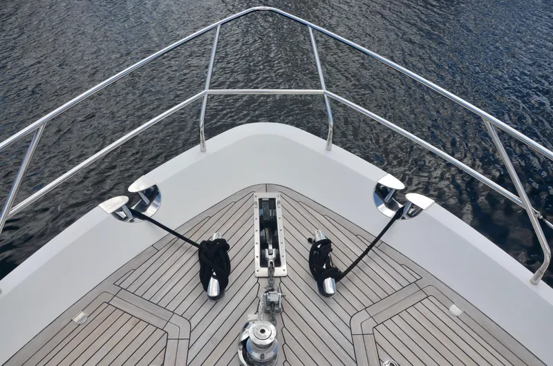 Slide: The Image of Princess 67 Hoker-Foredeck - 11