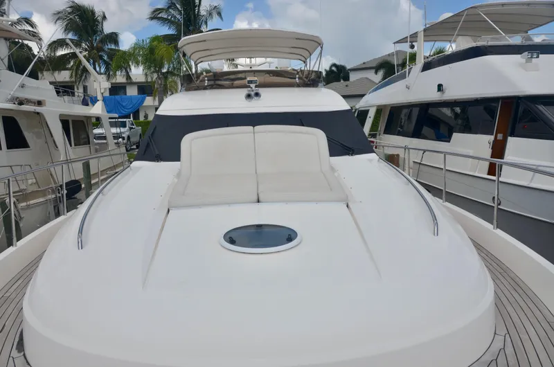 Slide: The Image of Princess 67 Hoker-Foredeck - 12