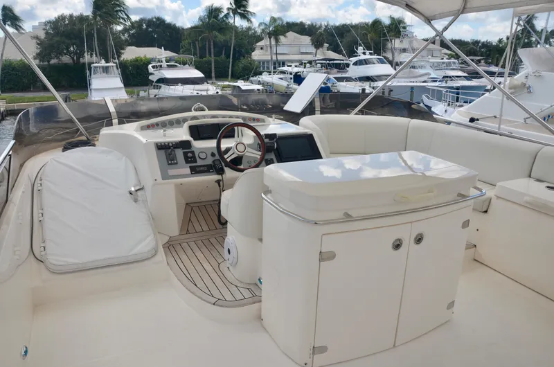 Slide: The Image of Princess 67 Hoker-Upper Helm - 15