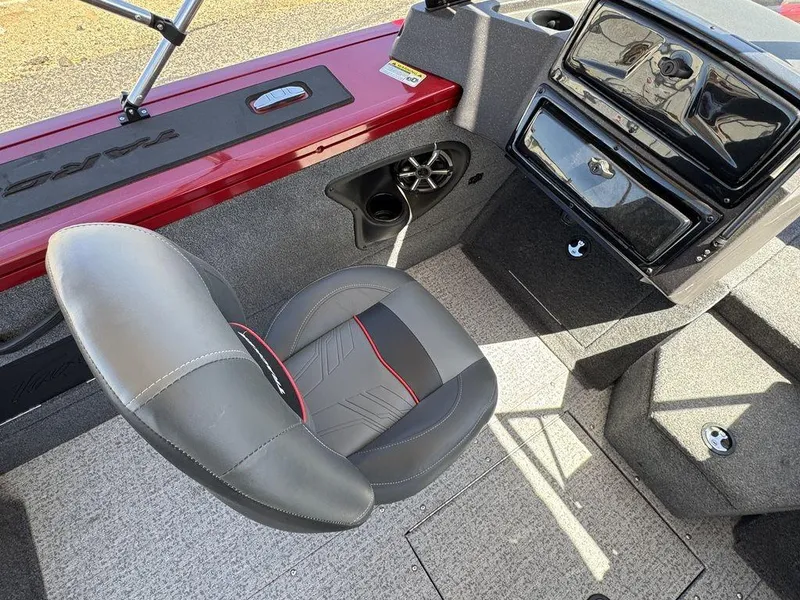 Slide: The Image of 2024 Tracker Targa™ V-18 Combo boat interior with seating and dashboard. - 28