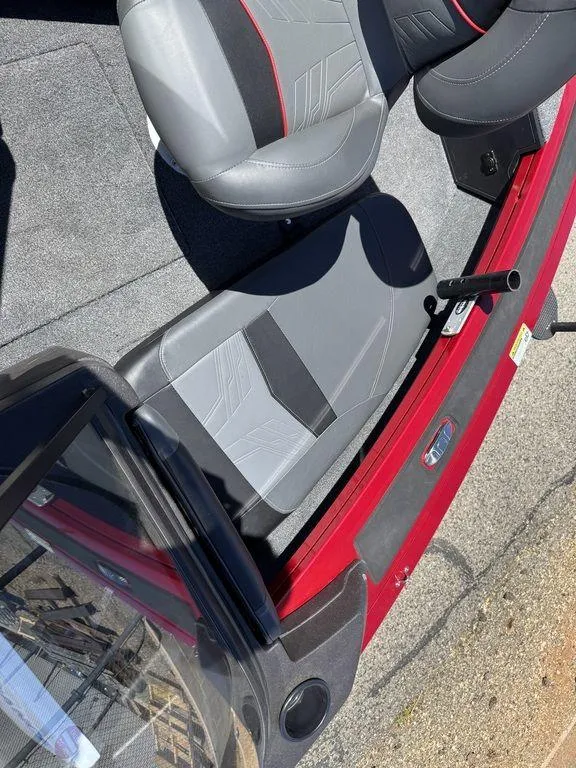 Slide: The Image of Tracker Targa V-18 Combo 2024 - 51