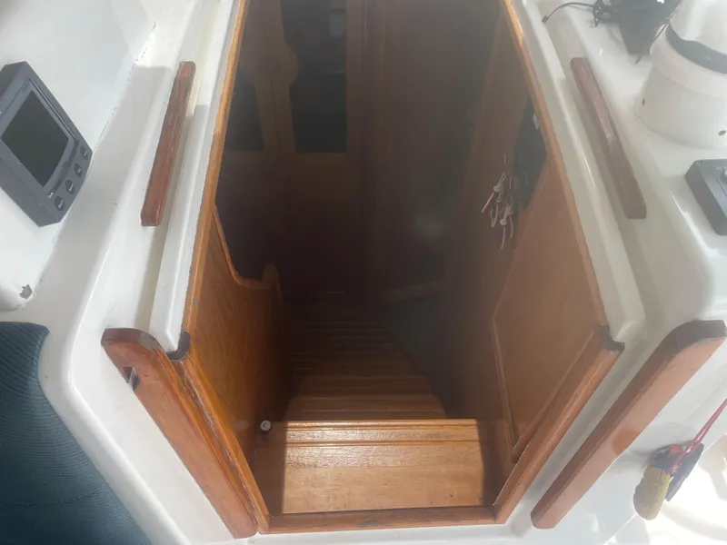 Slide: The Image of Seawind 1000 2001 - 52