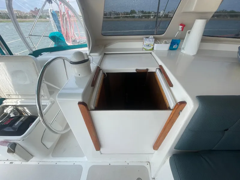 Slide: The Image of Seawind 1000 2001 - 69