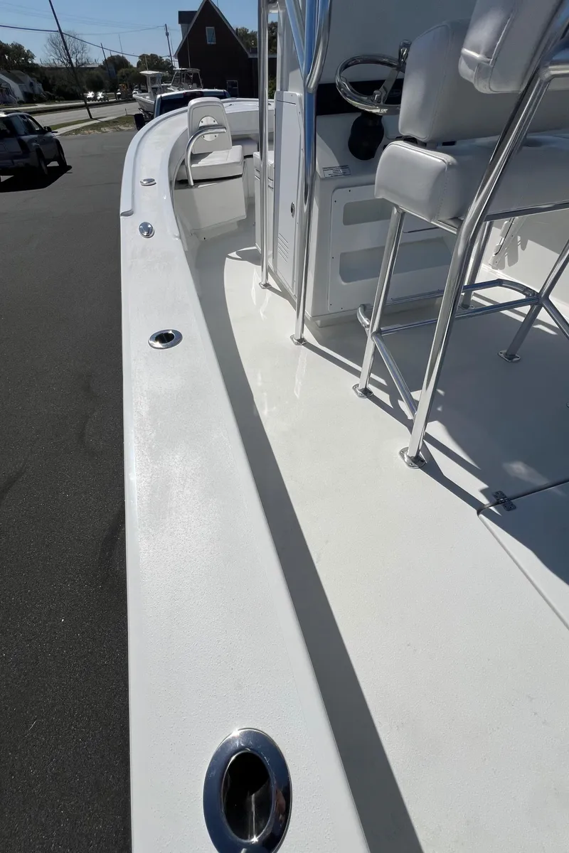 Slide: The Image of Pair Customs 21 Center Console MV 2024 - 38