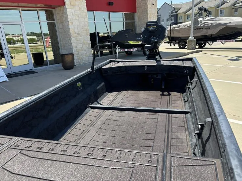 Slide: The Image of Gator-Tail 17/54 EXTREME SERIES 2025 - 11