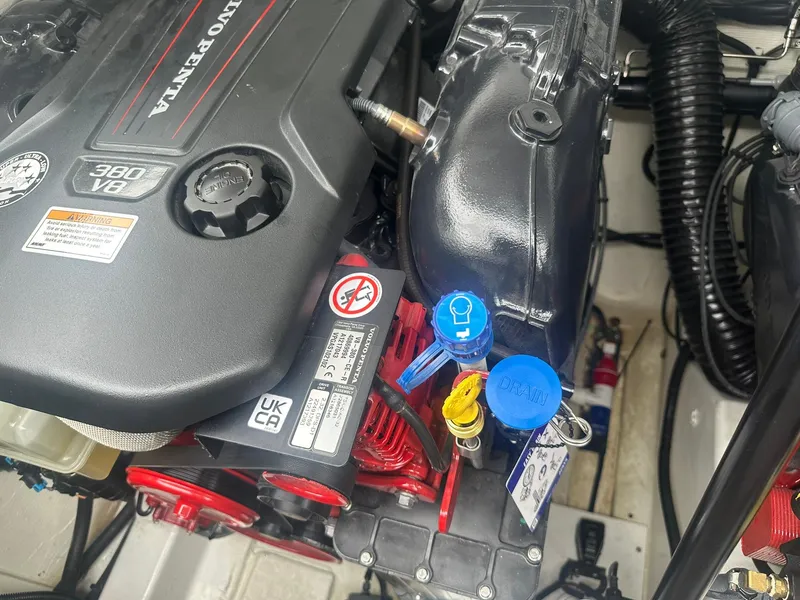 Slide: The Image of Cobalt R33 2023 - 58