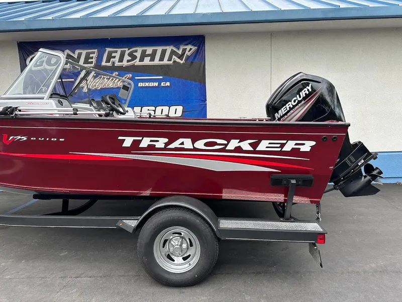 Slide: The Image of 2018 Tracker Pro Guide V-175 Combo boat with Mercury engine on trailer. - 6